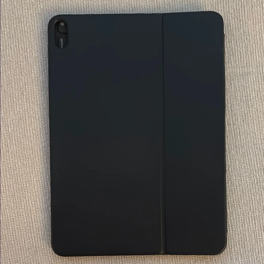 USED Apple Pencil 2 and Apple iPad Pro keyboard for 11 inch 2018 iPad Pro